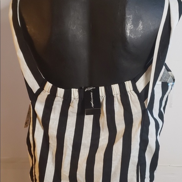 Ashley Stewart size 16 black & white striped off shoulder top - Picture 2 of 4